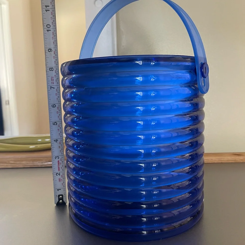 Vintage Acrylic Lucite Cobalt Blue Ribbed Ice Bucket with Lid